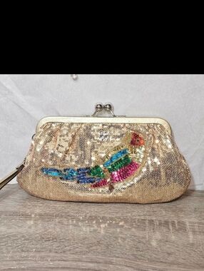 Rare Limited Edition Coach Poppy Julia Sequin Bird Kisslock Clutch Wristlet